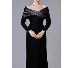 Shoulderless Sleeve Luxurious Black Velvet Mermaid Gown