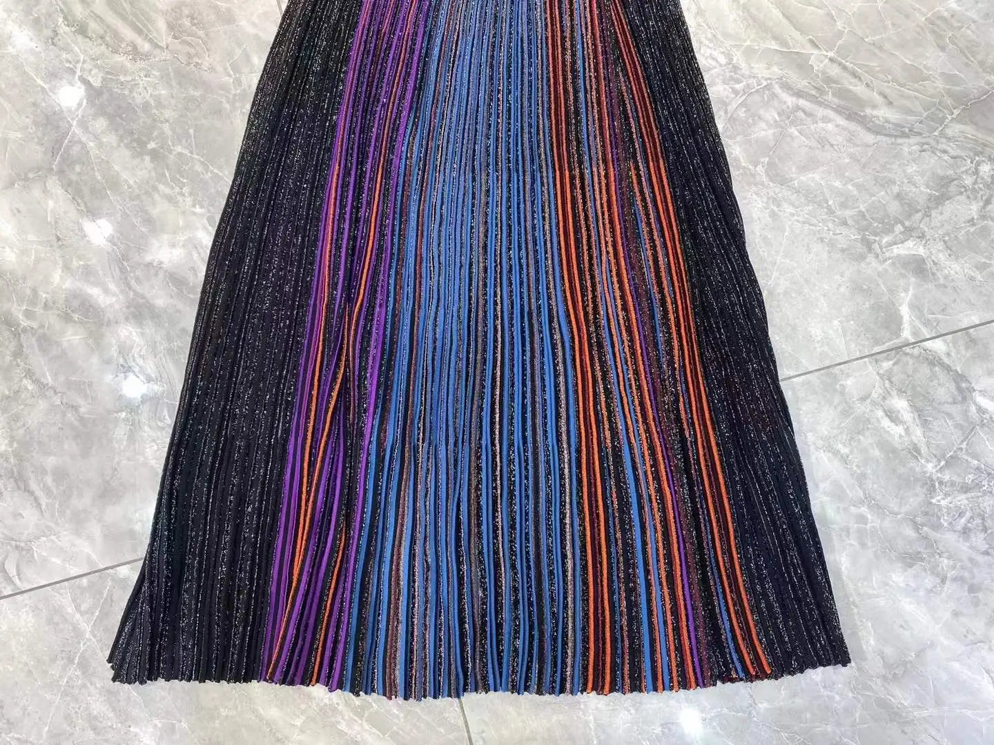 Rainbow Contrast Dress V-Neck Slim Fit Elegant Thin Gold Thread Maxi Dress