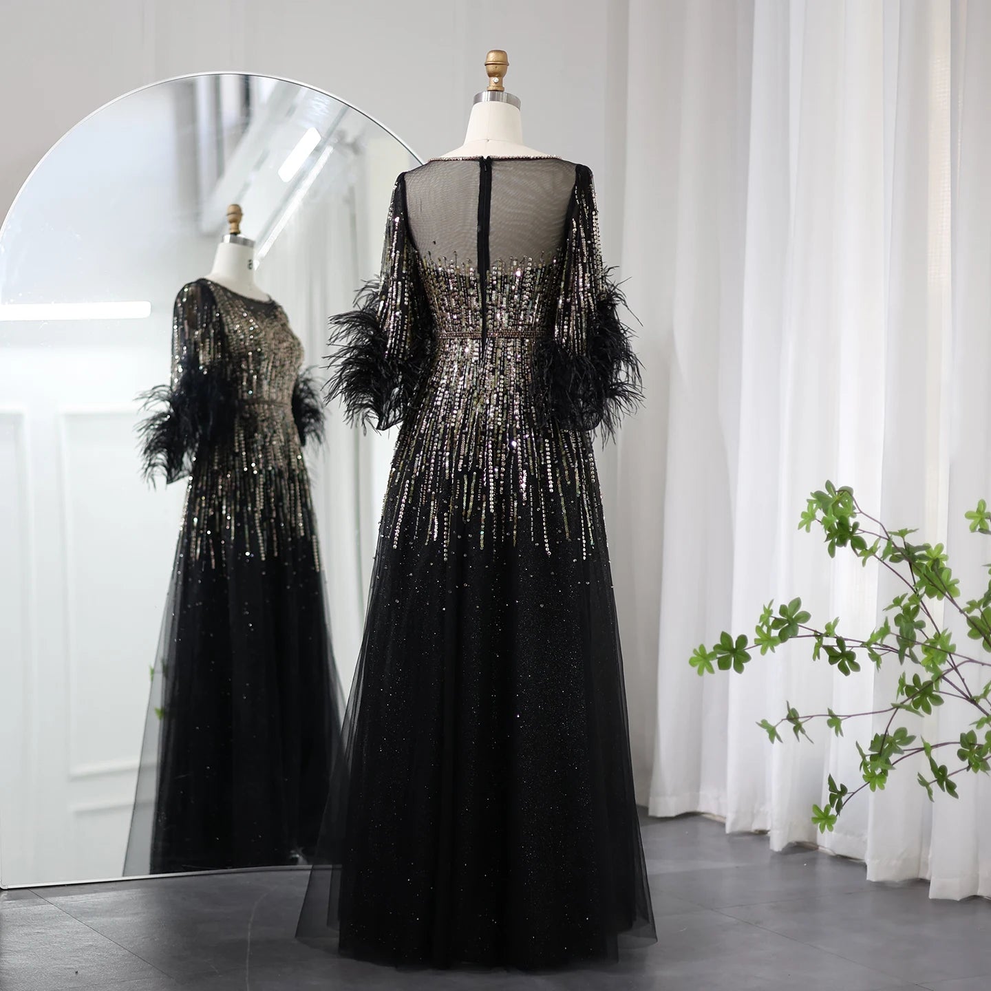 Luxury Feathers Black Elegant Half Sleeve Dress