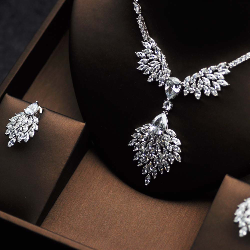 Top Crystal CZ Elegant Flower Shape White Gold-Color Necklace Earring Set